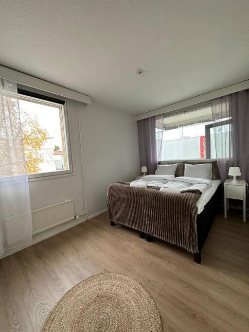 Central City Suite - King Size Bed - Wi-Fi - Sauna Рованіемі Екстер'єр фото
